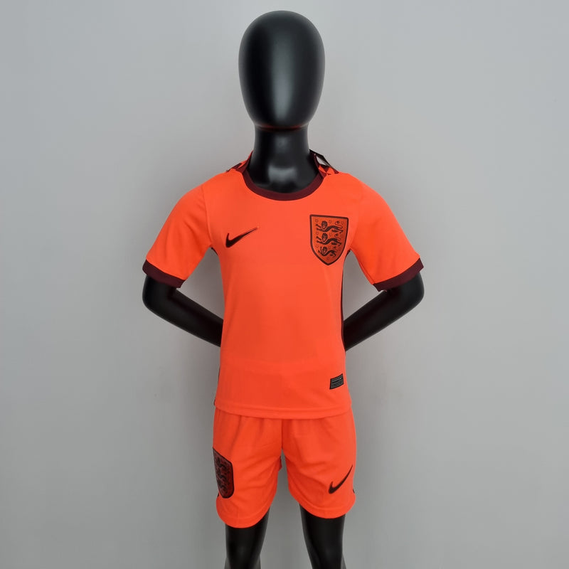 Kit Infantil Inglaterra Reserva 22/23